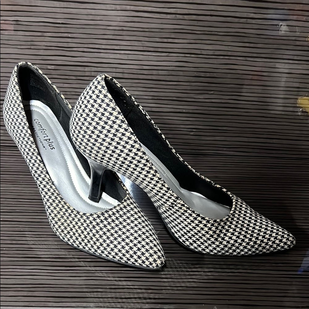 Black and White Houndstooth Heels